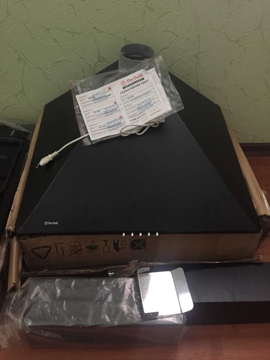 Вбудована плита Vento HSF640-A3 T (BK). Витяжка Perfelli K611BL