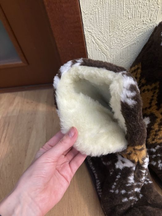 Чуни высокие, тапки из овечьей шерсти, капці на овчині чуні, теплі