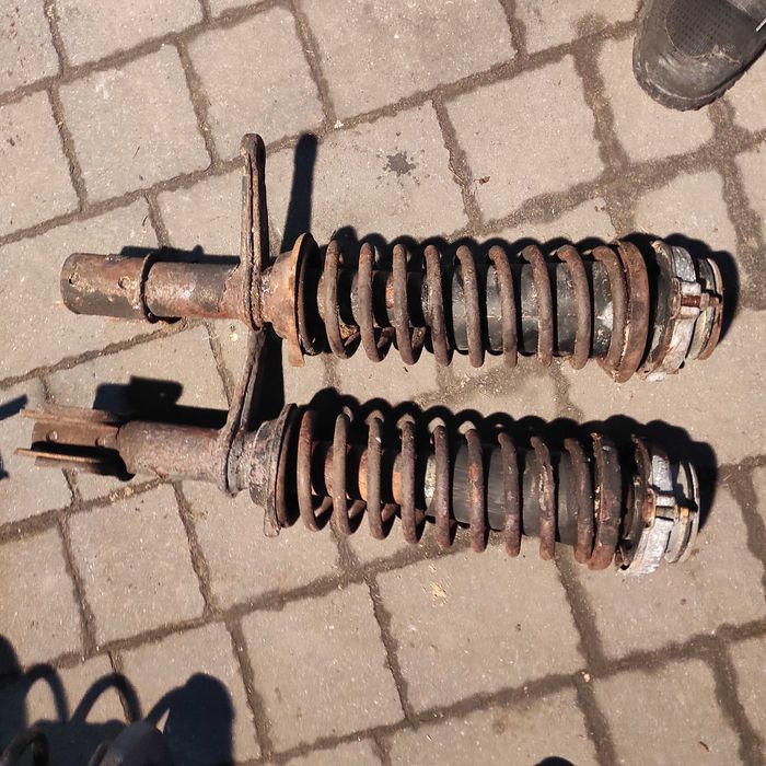 Amortyzatory Mcpersony Przód ZAZ Tavria Komplet