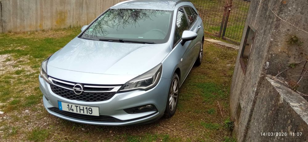 Astra Sports Tourer 1,6cdti 2017, troco por descapotável