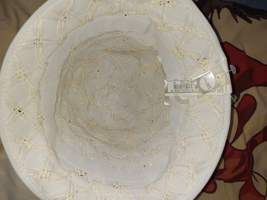 Kapelusz 116 C&A nowe