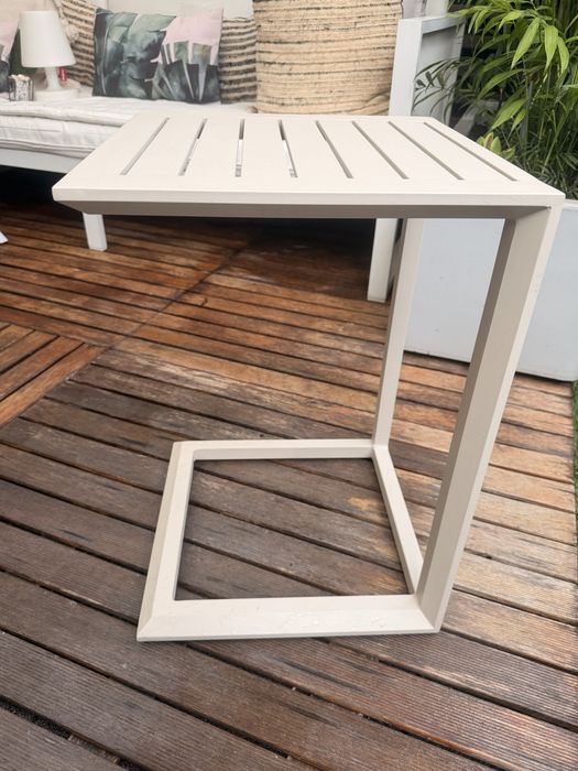 MESA DE APOIO ÉVASION ARGILE- para exterior- está nova..
