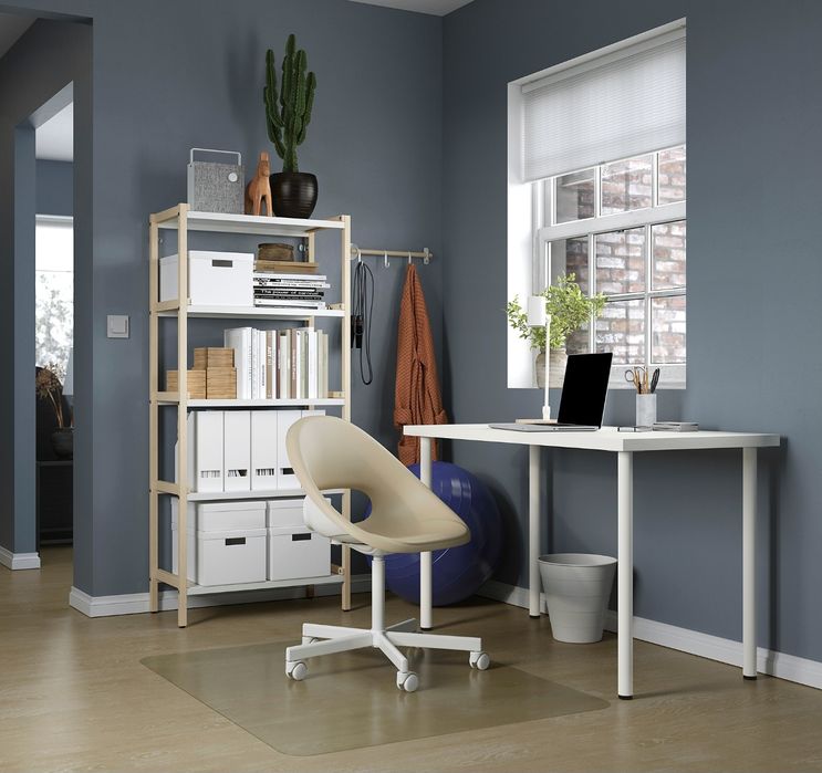 Mesa com pernas branca y  carvalho