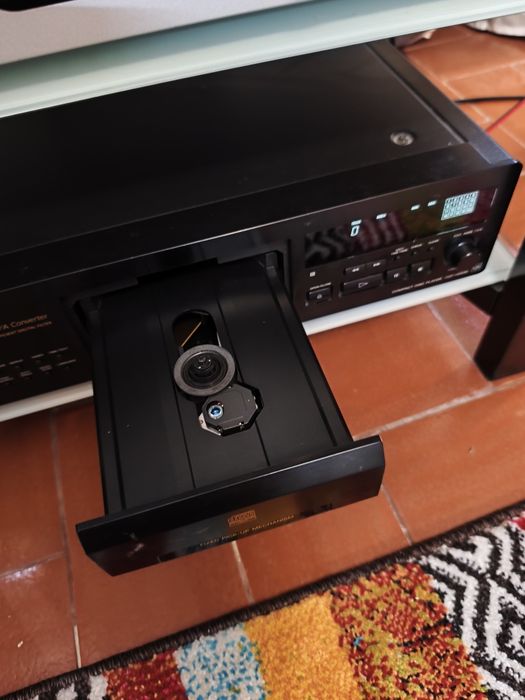 Leitor de CD Sony CDP XB 930 QS