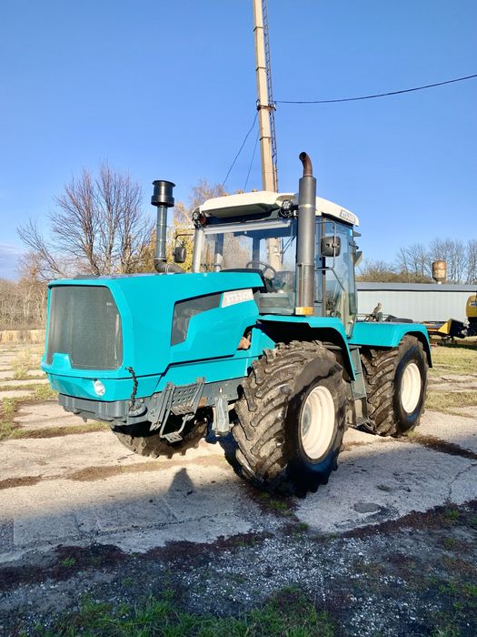 Продам ХТЗ-242К в идеальном состоянии