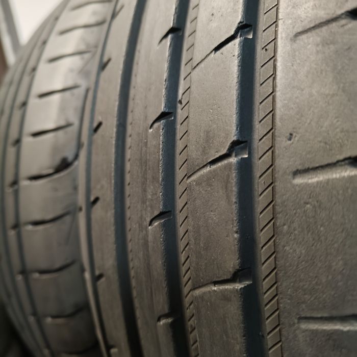 225/45/19 XL Sprzedam parę opon letnich Goodyear