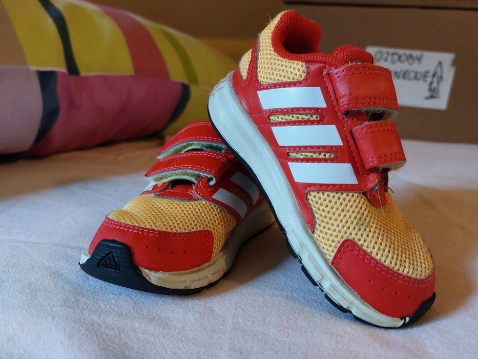 Buty Adidasy Adidas wkladka 14 cm, rozmiar 23 używane