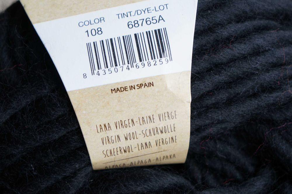 motek czarnej wełny virgin wool i alpaki