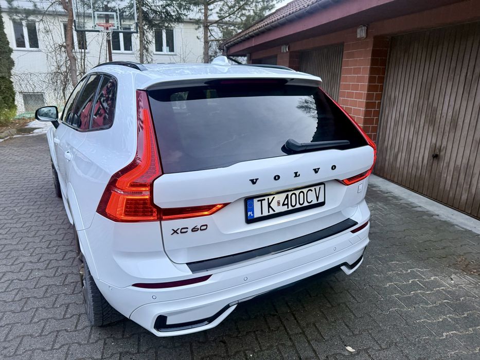 Volvo XC60 Polestar Engineered Hybryda Plug in Harman Panorama