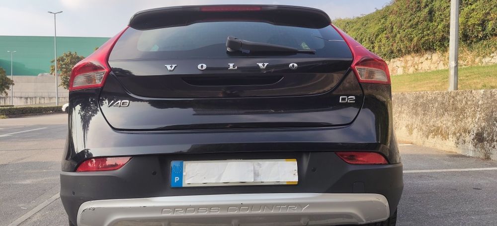 Volvo V40 cross Crountry — photo 3