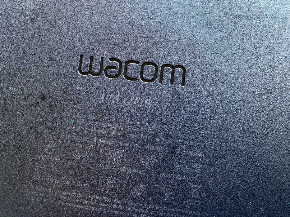 Wacom Intuos Pen Tablet
