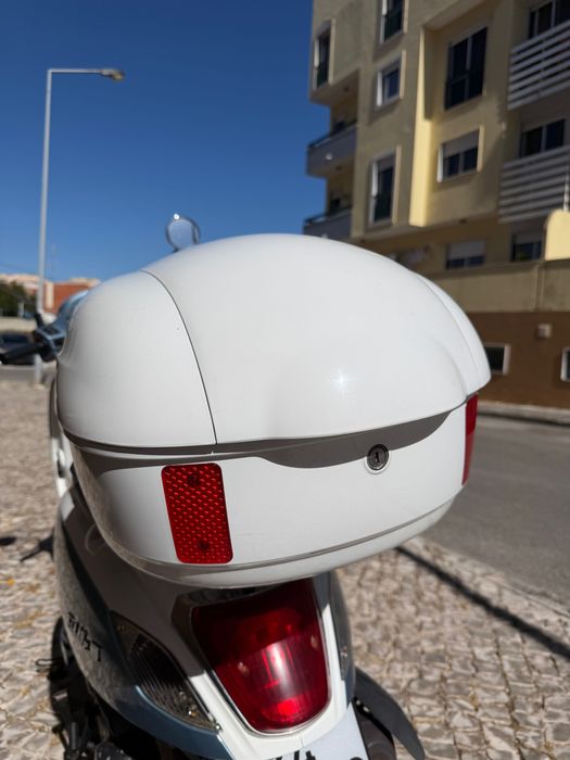 Mota Scooter 125 - Sym Fiddle III
