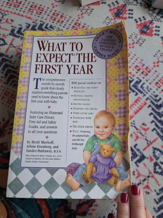 Ksiazka What to expect the first year