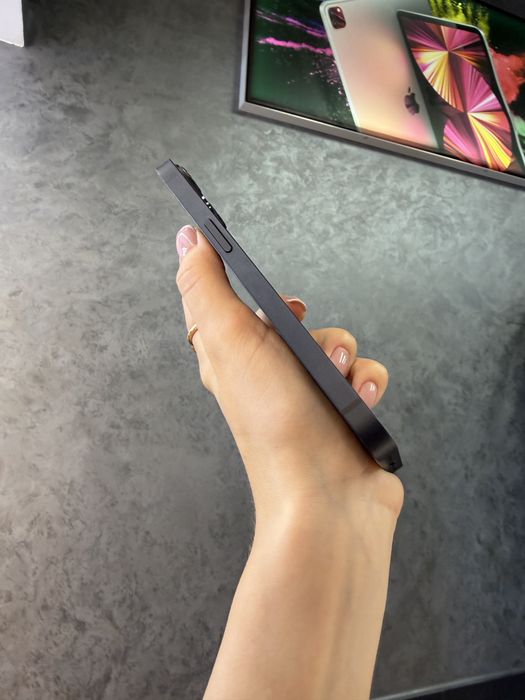 Б/у IPHONE 13 128 Midnight Neverlock Костюшка,5 igrand