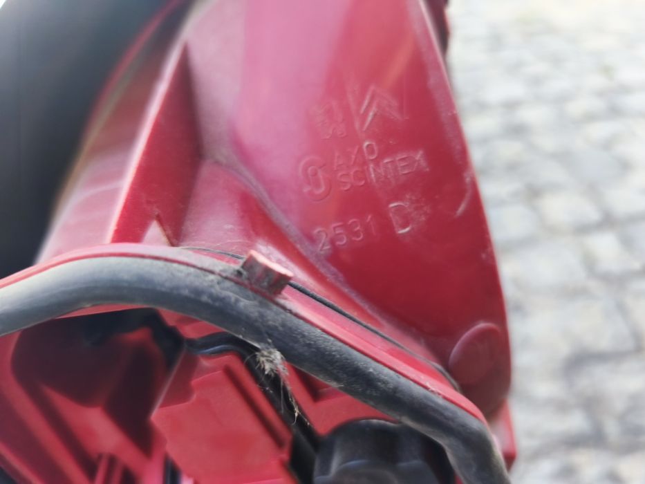 farolim traseiro e farol dianteiro Peugeot 206