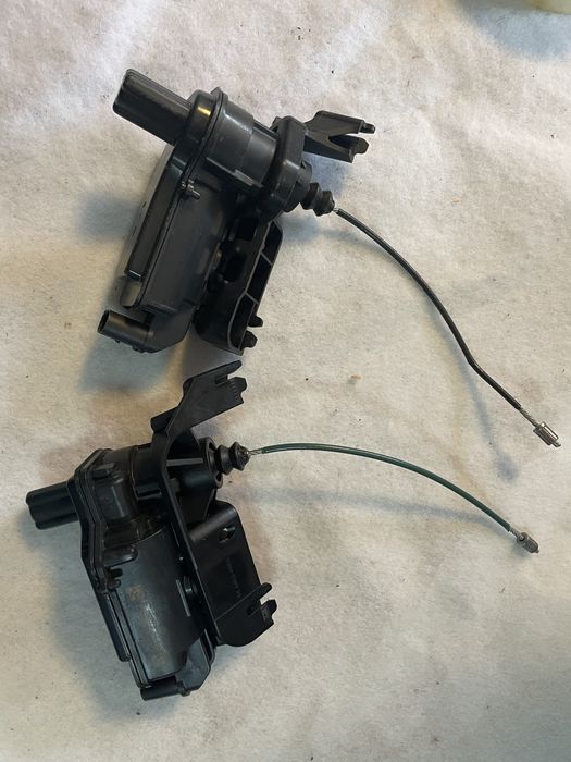 Сервопривід гальма vw ID4 ID6 ID3 , є інші запчастини до електричок