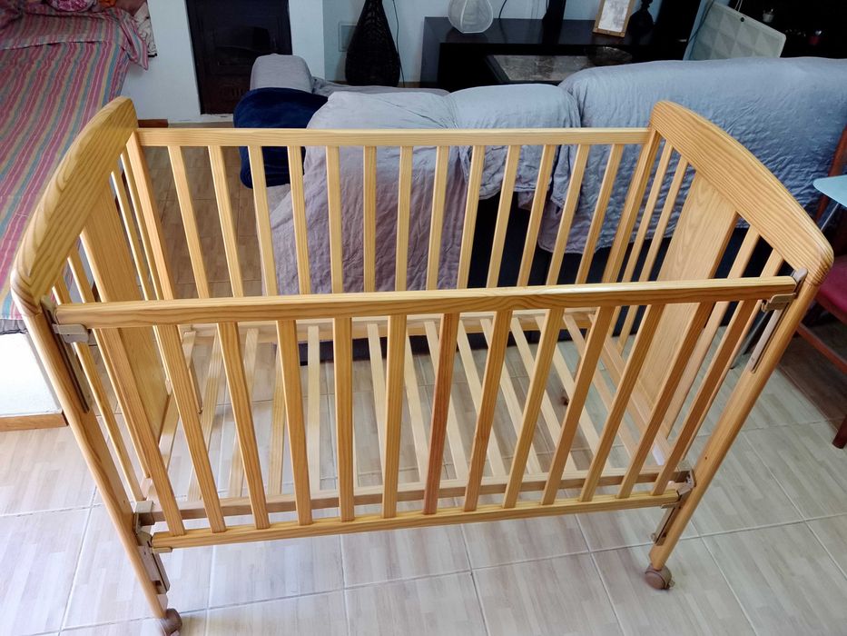 Berço para bebé ótimo estado