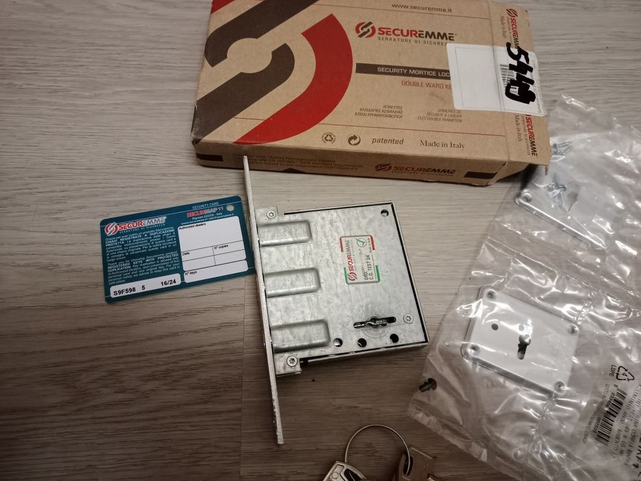 Продам замок врізний сувальдний SECUREMME