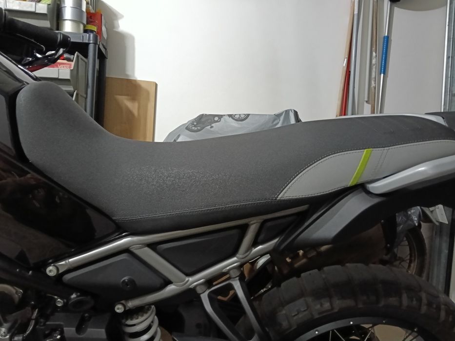 Banco alto cf moto 450