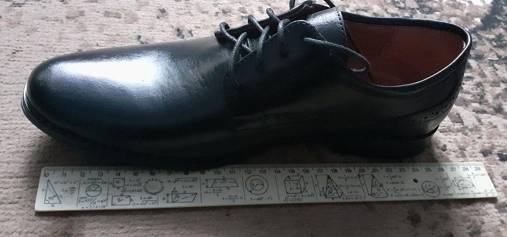 Мужские кожаные туфли