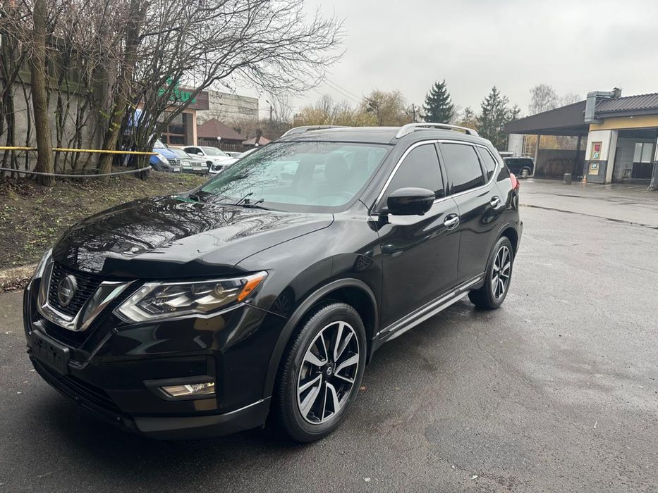 Продам Nissan Rogue