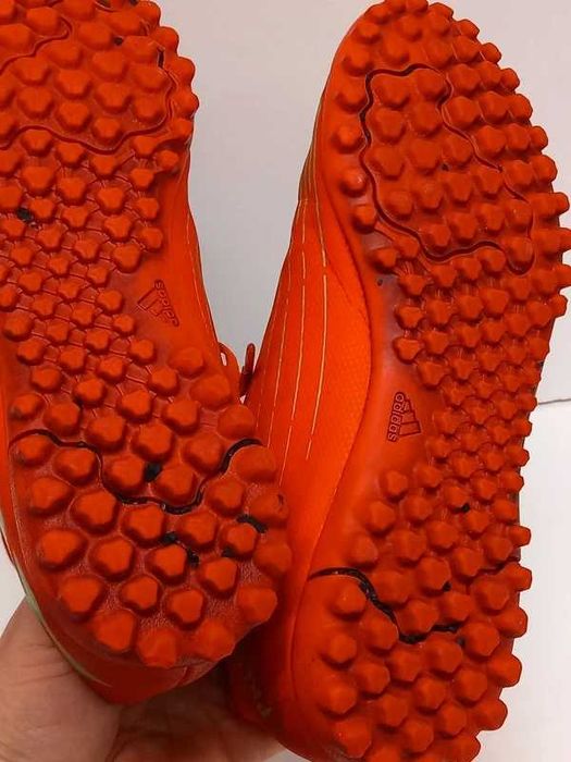 Buty Adidas do piłki nożnej