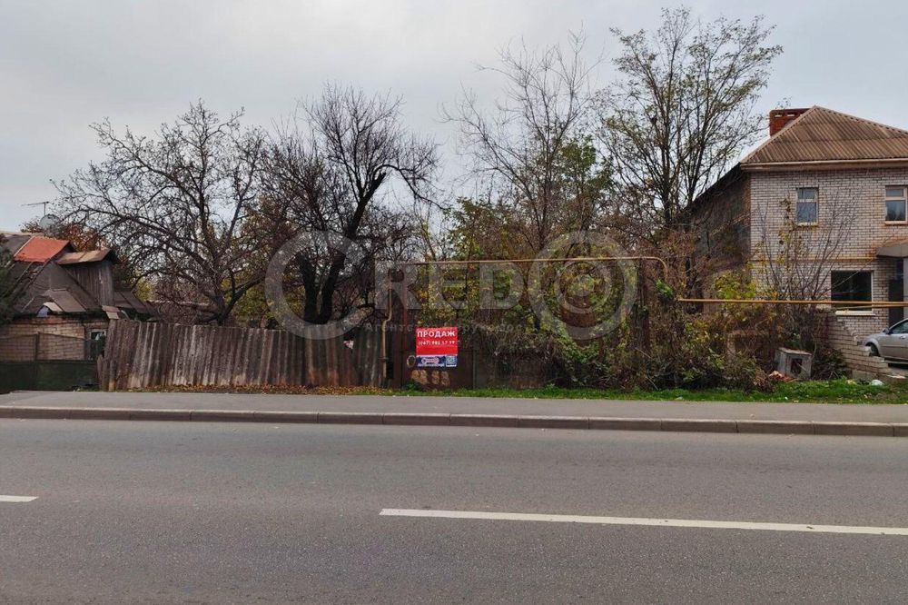 Продаж земельної ділянки в центрі, вул.Кобилянського,130