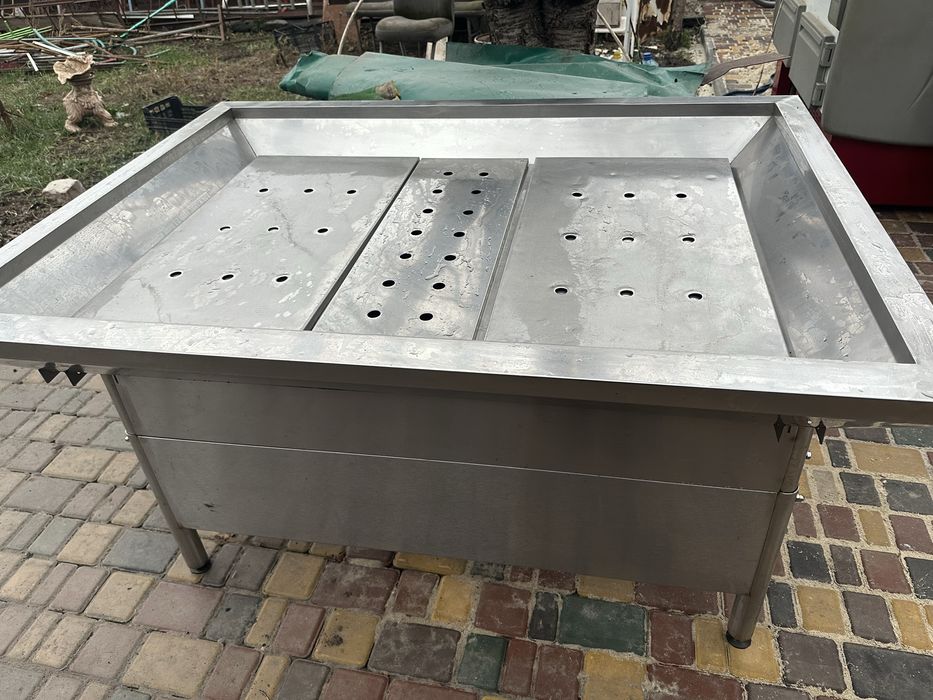 Продам стіл під продаж риби