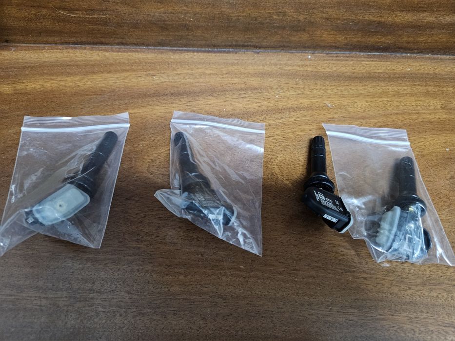 Sensores TPMS (Pressão pneus) com válvulas