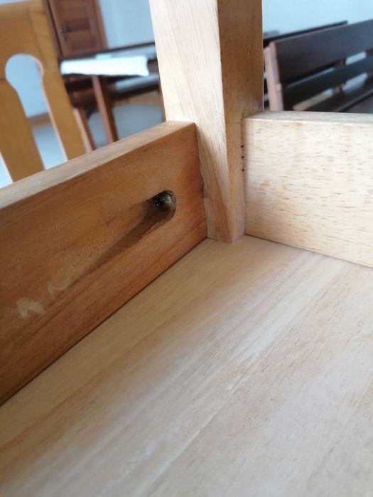 крісла  покриті лаком  міцні з дерева