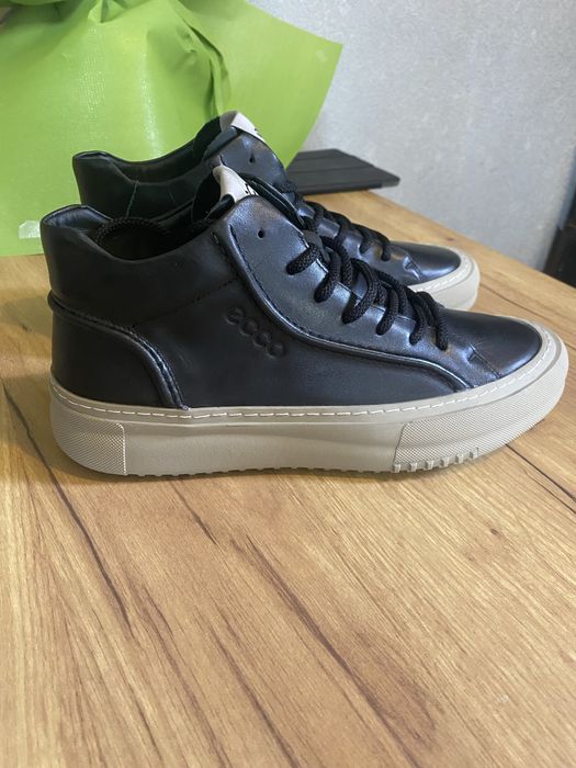 Чоловічі шкіряні кеди ECCO оригінал, европа. Розмір 44