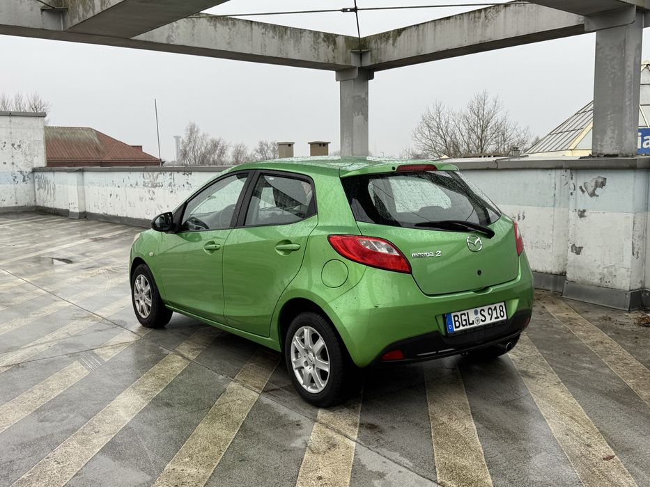 Mazda 2 1.3 benzyna 75KM na lancuchu Alufelgi Niski przebieg klima