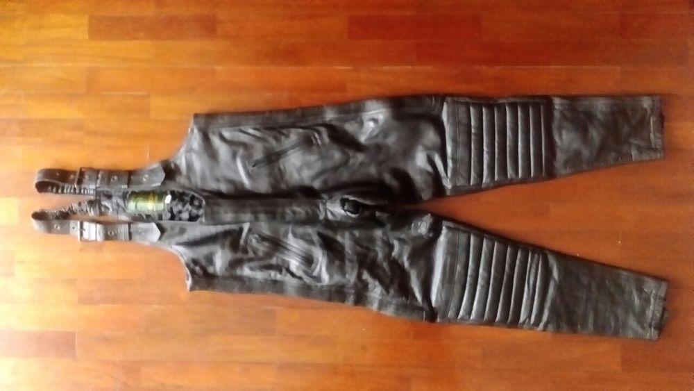 Calças de pele Casa das Peles M