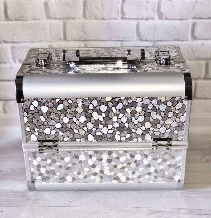 Б'юті-кейс валіза для майстра алюмінієва з розсувними полицями