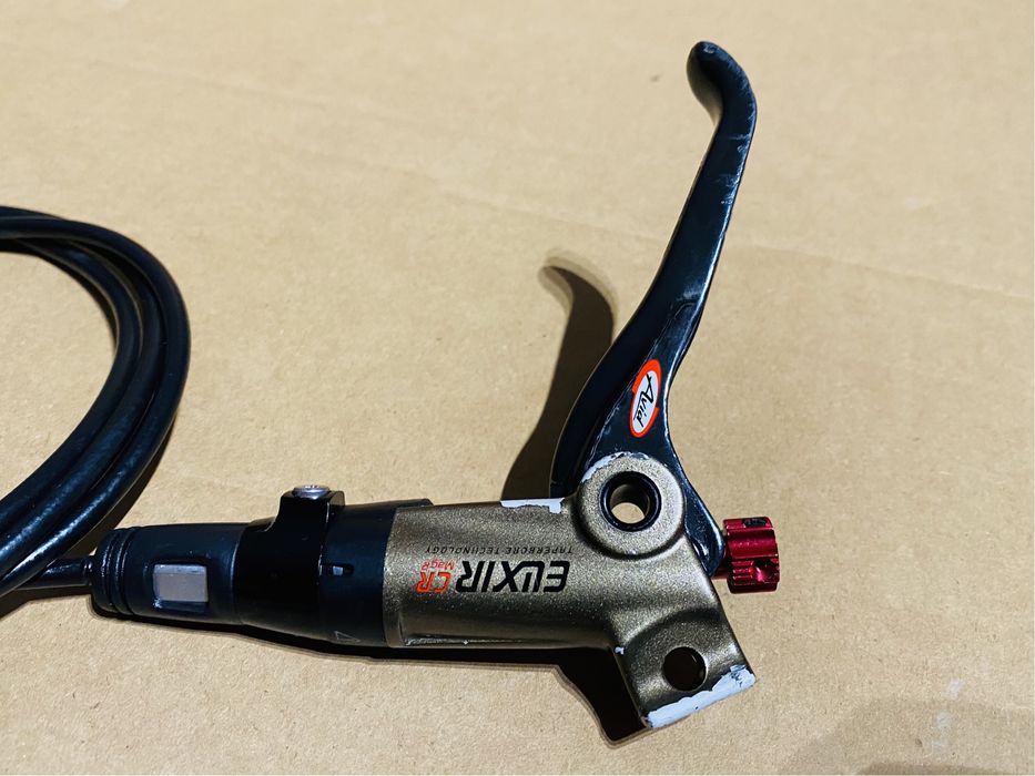 Hamulec hydrauliczny tarczowy AVID ELIXIR CR Mag R CARBON Klamka 150cm