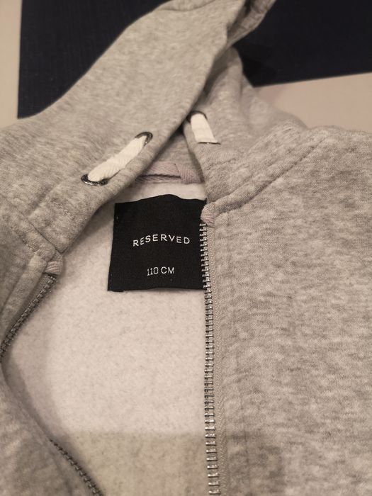 Szara gruba bluza z kapturem Reserved 110 jak nowa