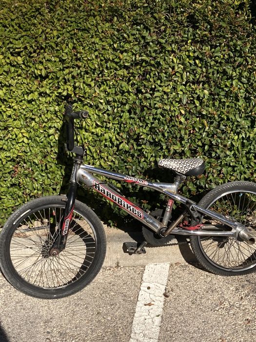 Bmx  para andar e fazer manobras