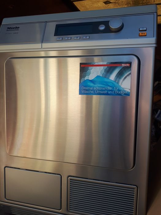 MIELE PT7135C професійна сушильна машина/ сушка
