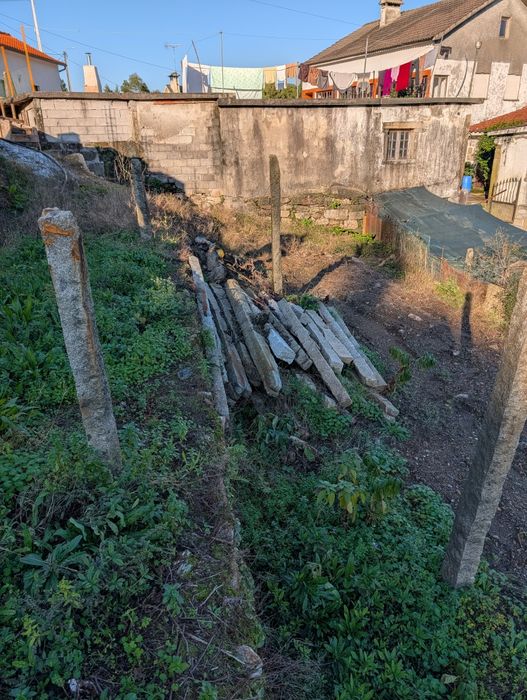 +40 Esteios de Granito | Vários Tamanhos | Arcozelo, Ponte de Lima