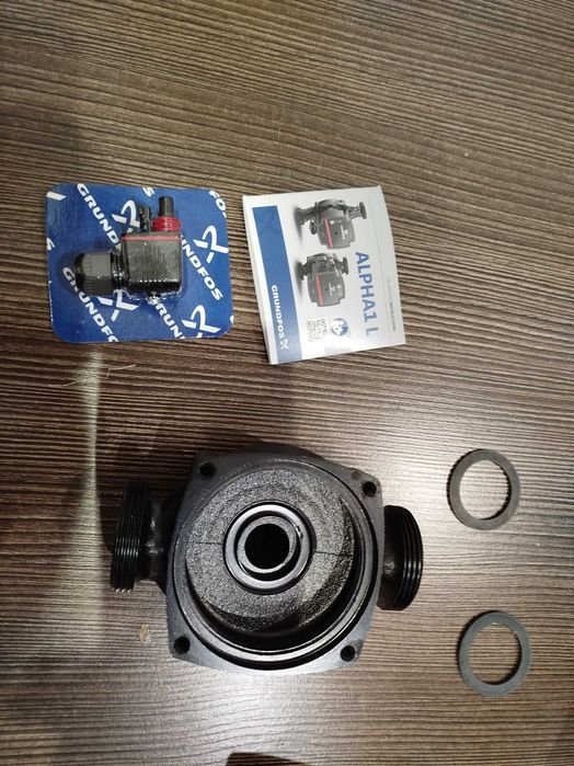 Prawie nieużywana -- Grundfos pompa obiegowa ALPHA1 L