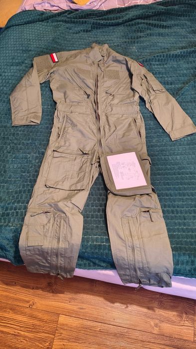 NOWY oryginalny wojskowy kombinezon pilota rozmiar L/S niepalny aramid wz. 606B/MON nieużywany