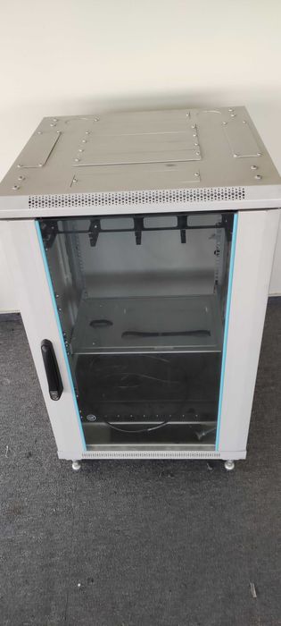 szafa RACK Serwerowa 19" 18U - 100x60x60 wolnostojąca  używana