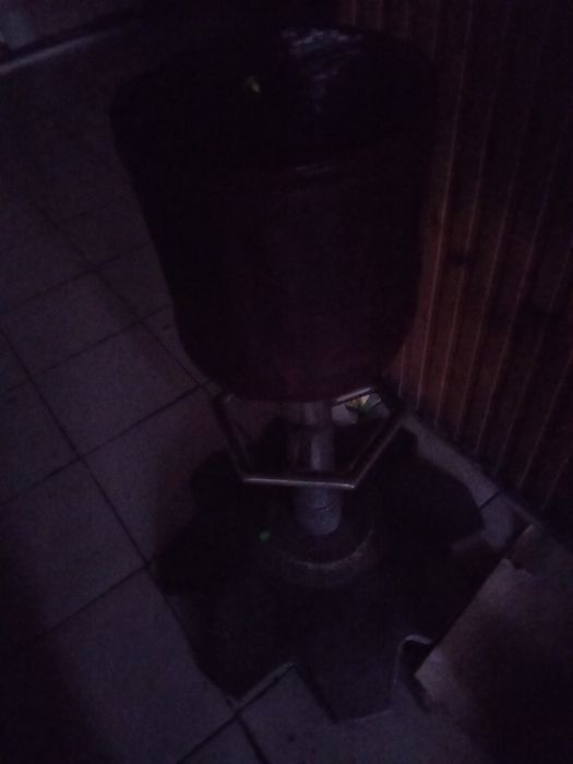 Стілець металевий барний