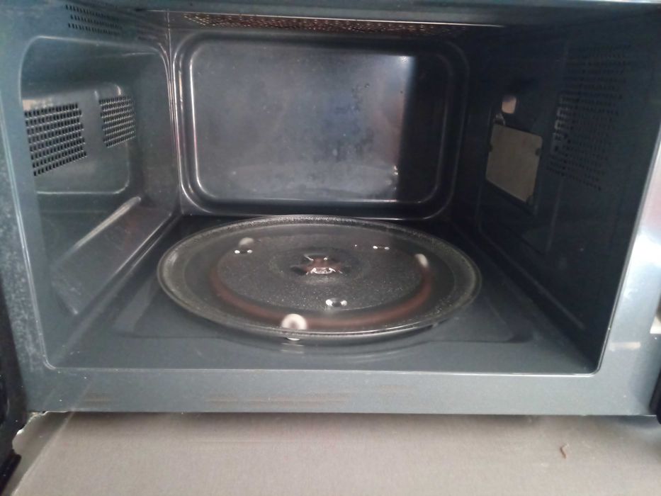 Micro-ondas com grill 25 litros