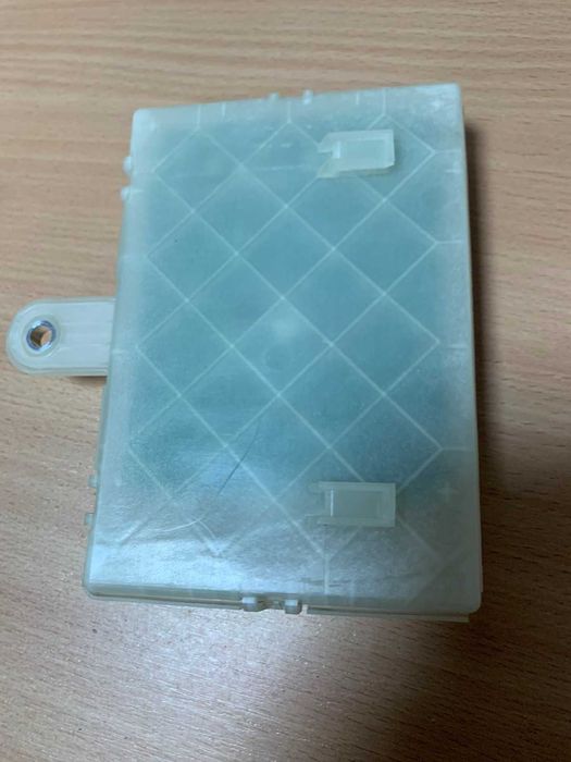 Електронний блок керування порту заряджання Tesla Model 3