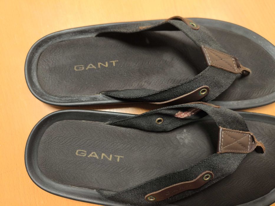 Vendo Chinelos da marca GANT como Novos