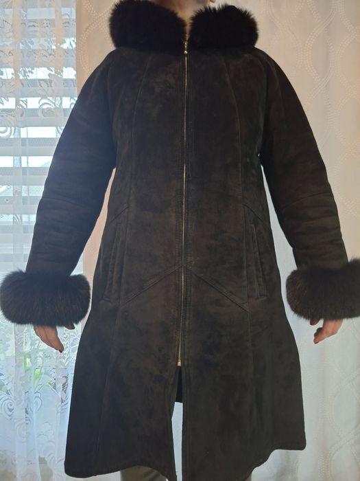 Kożuch damski czarny