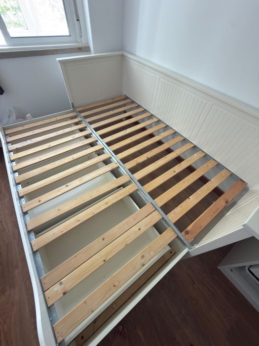 Cama HEMNES Ikea
