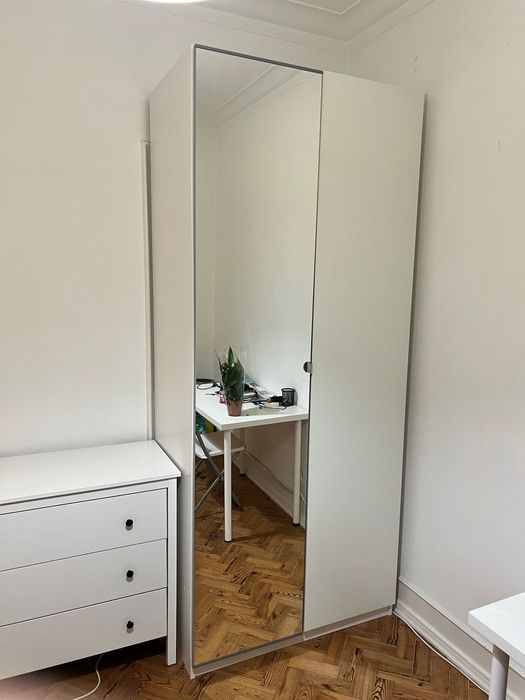 Roupeiro PAX com espelho