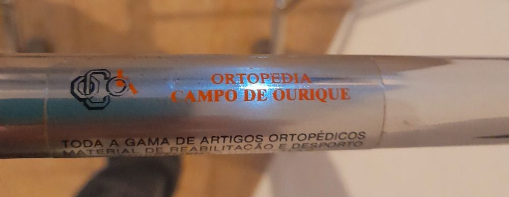 Andarilho para adulto